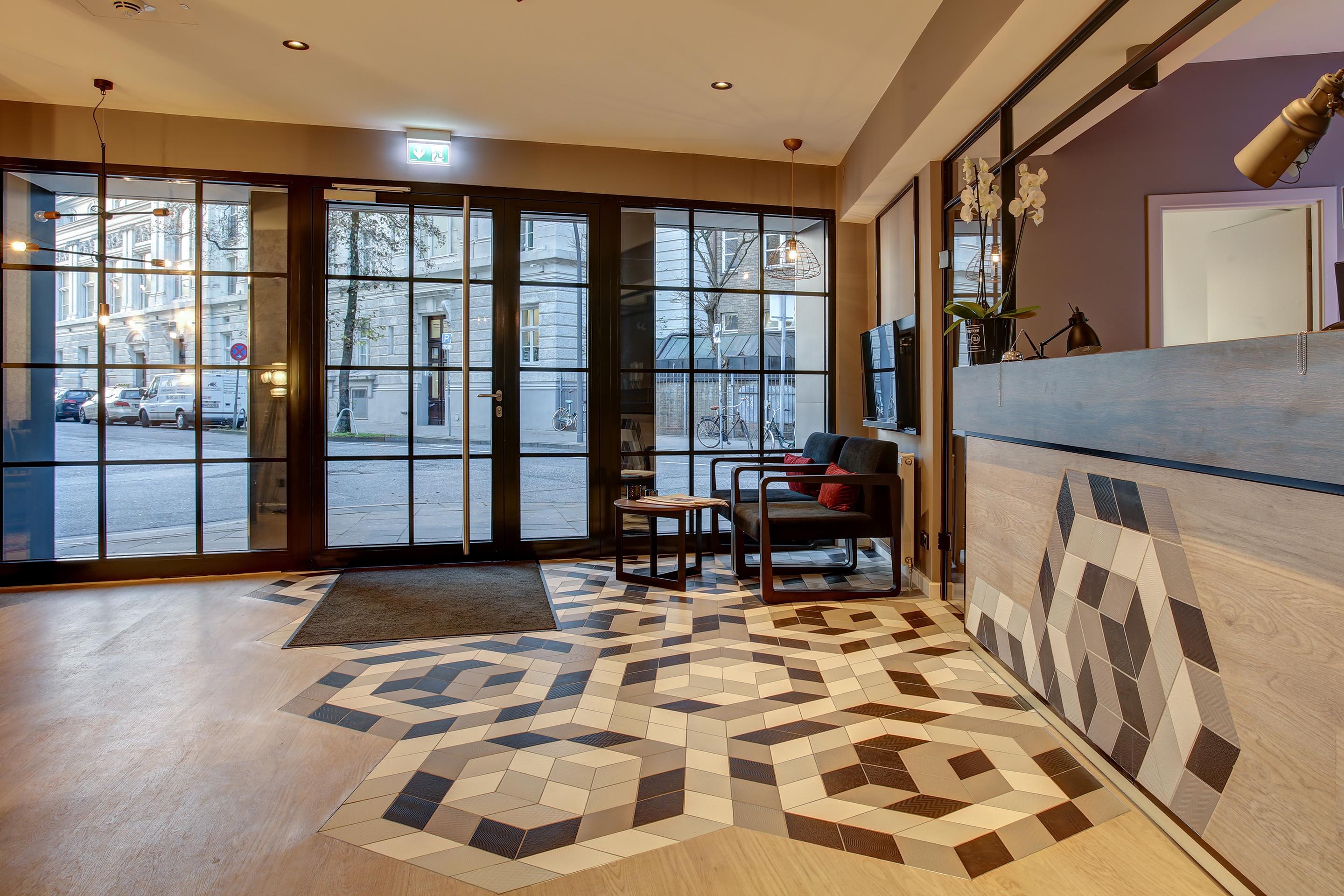 Vienna House Easy By Wyndham Hamburg City Exterior photo